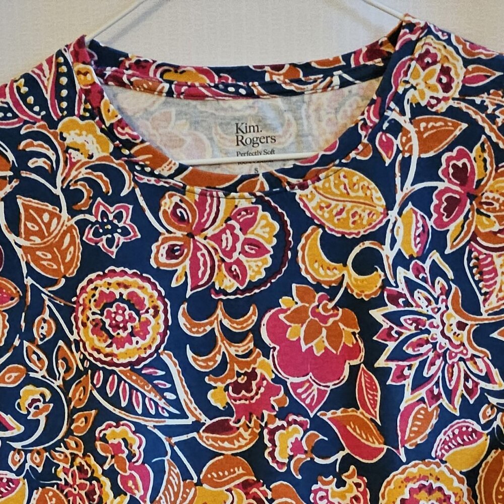 Blouse - Picture 2 of 2